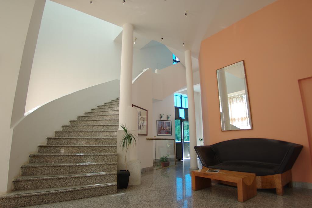Hotel Sv. Mihovil Trilj Екстер'єр фото